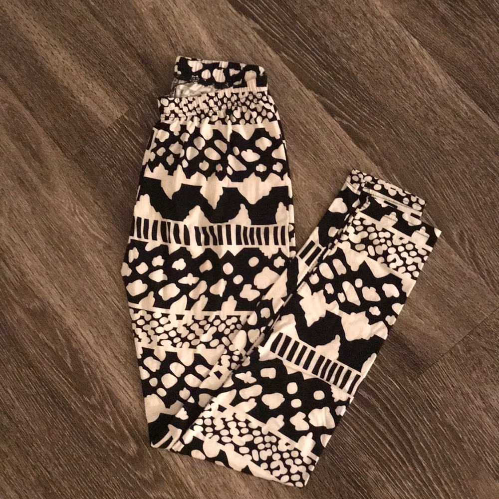 Patterned leggings